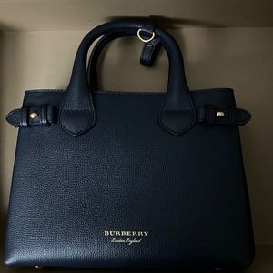 Burberry Banner bag-small